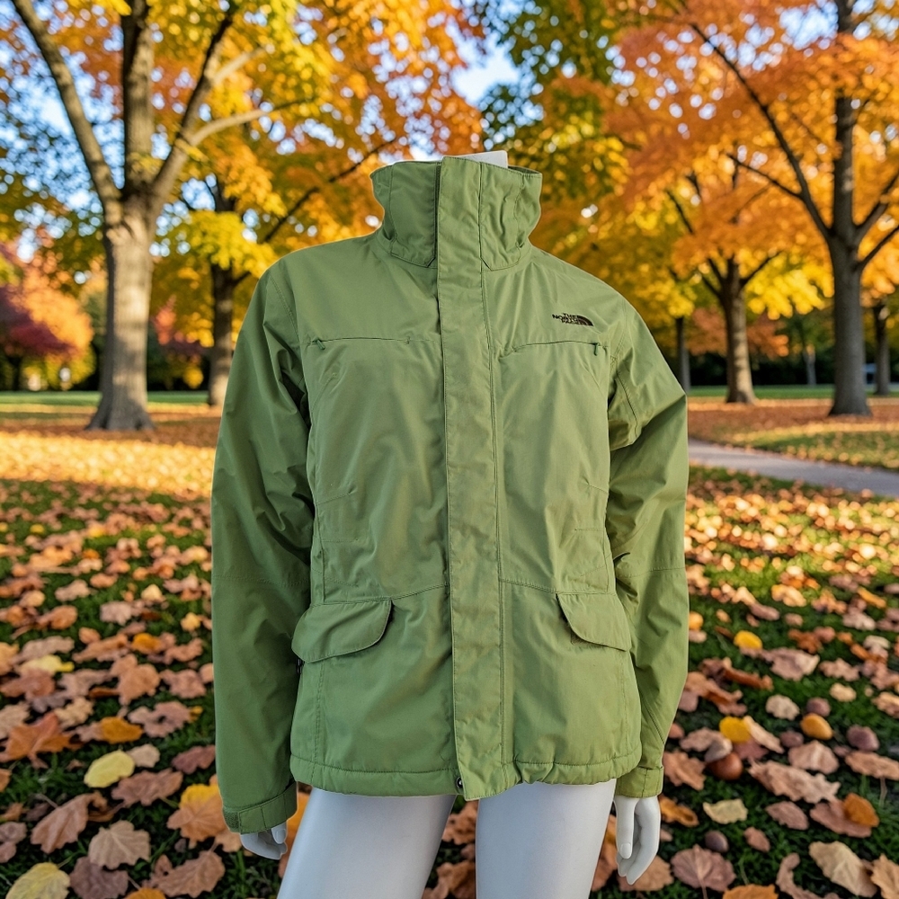 The North Face Women's Green Jacket Hy Vent windbreaker Coat
